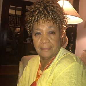 Meet your Posher, Linda